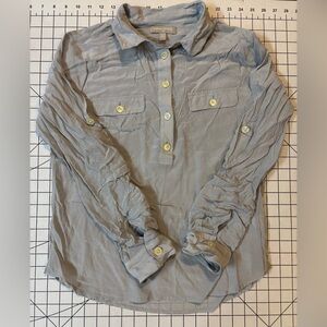 Banana Republic Women’s Medium Gray Silk Long Sleeve Blouse